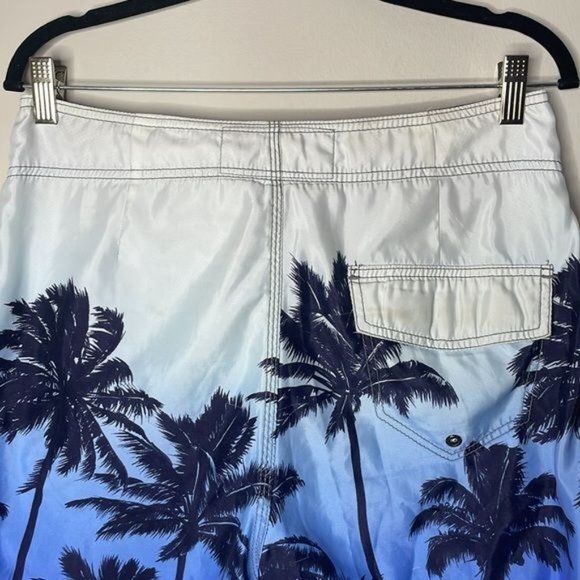 American Eagle Blue White Palm Tree Beach Print Ombre Swim Board Shorts Size 32 - Picture 7 of 11